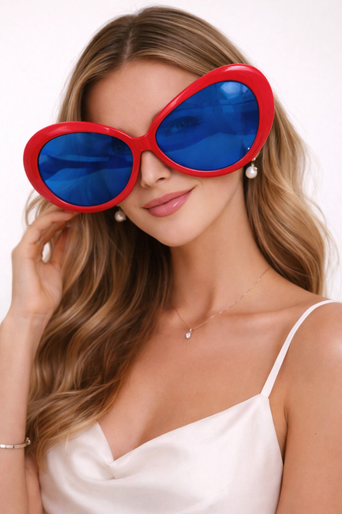 Dev Parti Gözlüğü Sarı Çerçeve Mavi Cam – Oversize Eğlence Gözlüğü 25x9 cm Kırmızı