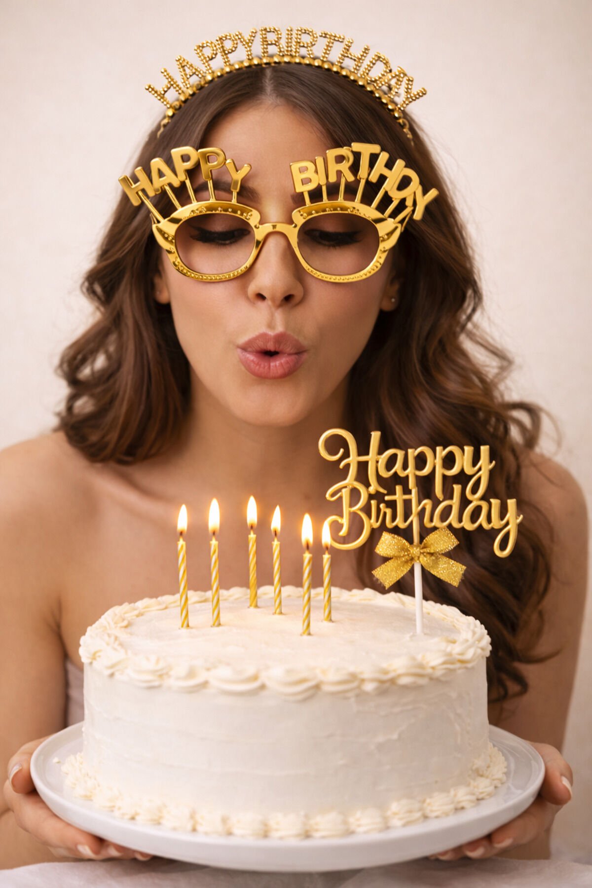 Happy Birthday Gözlük Taç ve Pasta Süsü 3’lü Doğum Günü Parti Seti Altın