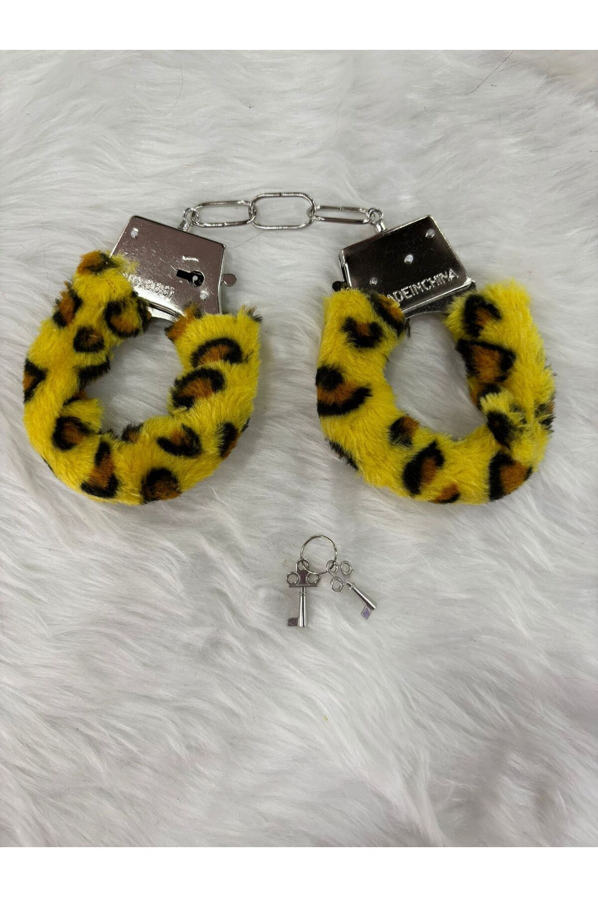 Kumaş Kaplı Kelepçe Leopar