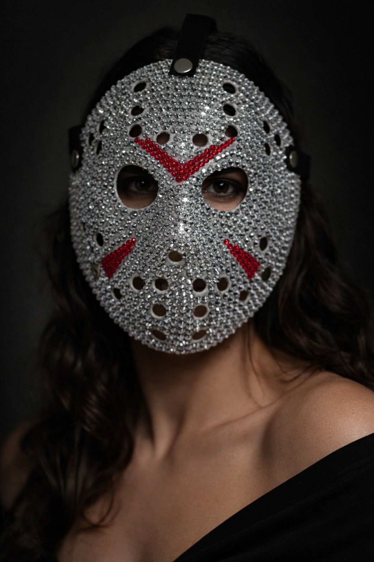 TAŞLI LÜX HANİBAL MASKE