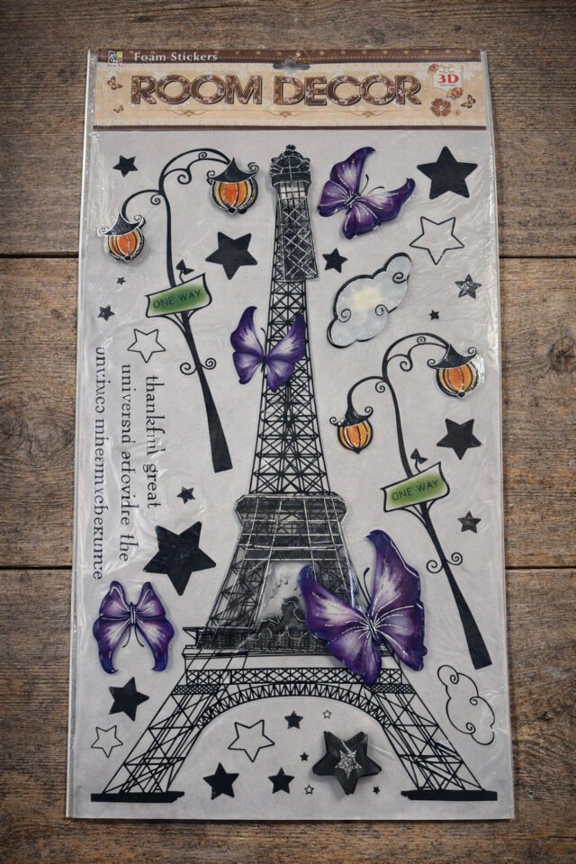 Parti Malzemesi Eyfel Kulesi 3D Duvar Stickerı – Kelebekli Paris Temalı Dekor (32x50 cm)