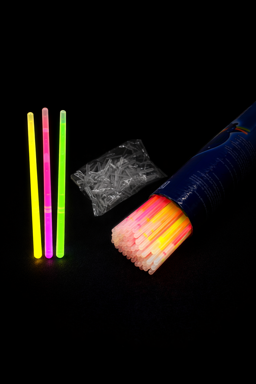 Parti Malzemesi İnce Glow Stick Işıklı Çubuk 100 Adet Bileklik Bardak Süsü Neon Parti Aksesuarı Çok Renkli