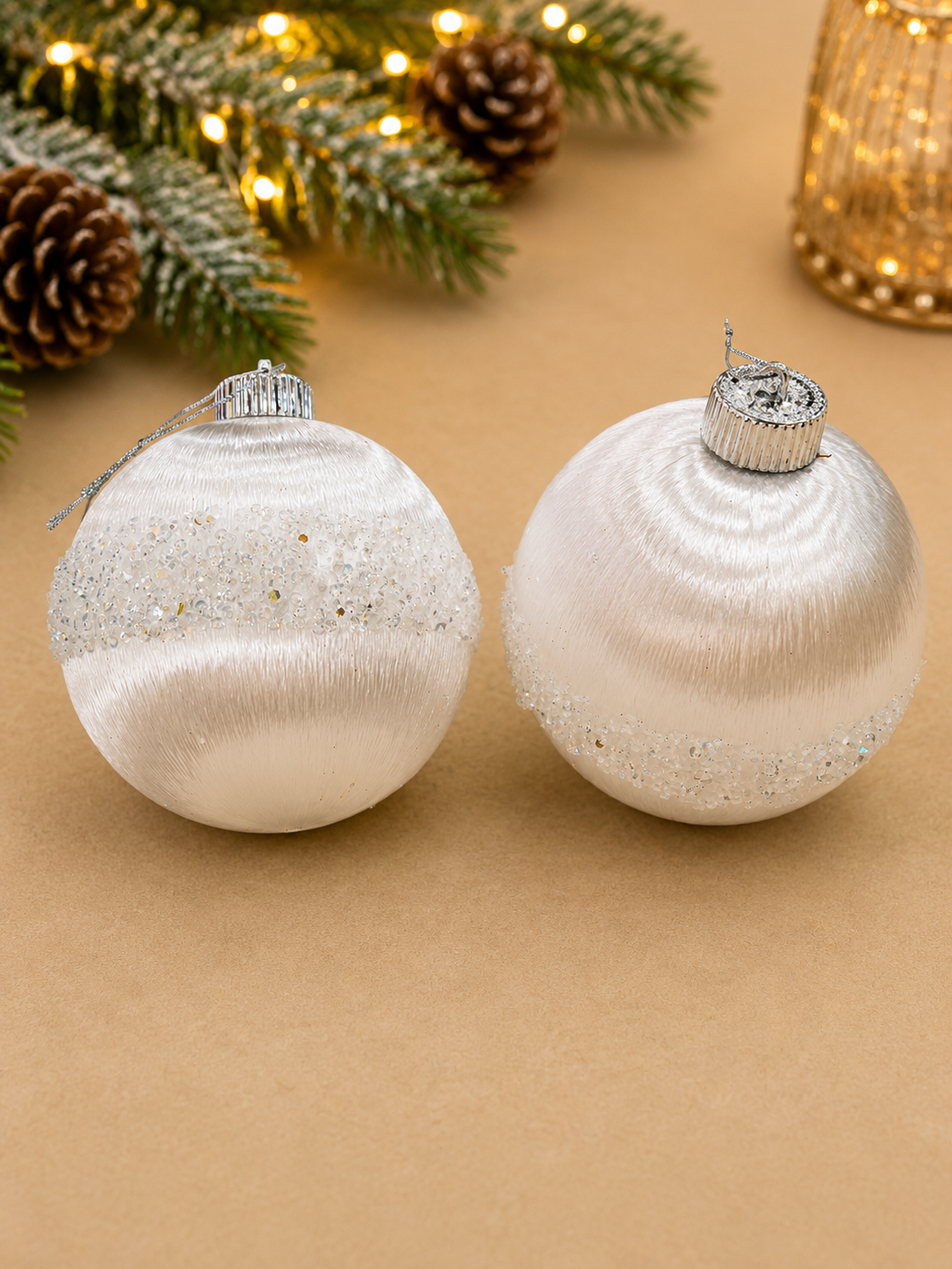 Parti Malzemeleri 12 Cm 2’li Beyaz Simli Yılbaşı Topu Ağaç Süsü Noel Ağacı Dekorasyon Süsü